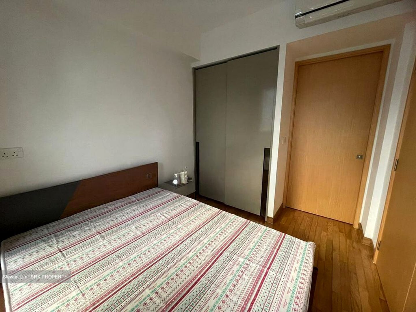 Commonwealth Towers (D3), Condominium #517550101